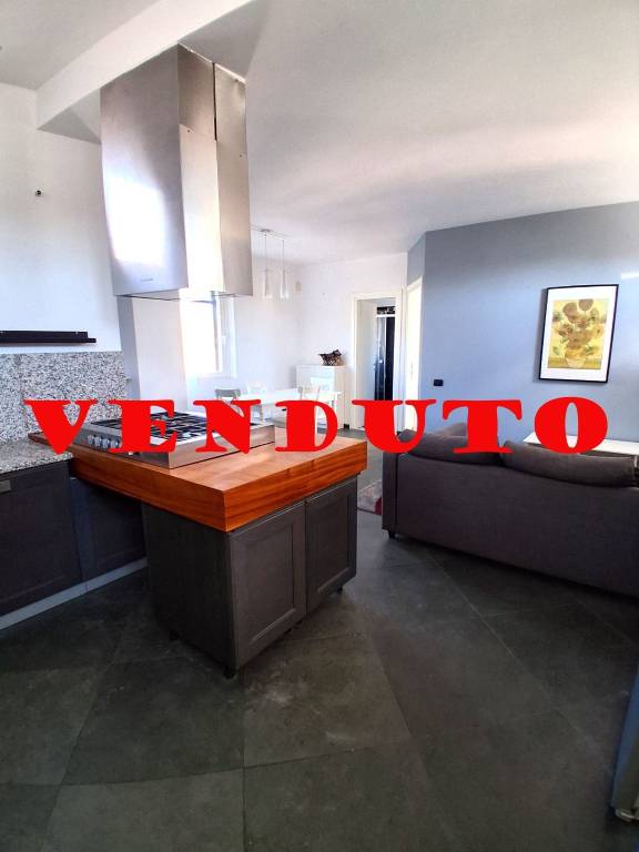 appartamento in vendita a Roma in zona Tuscolano