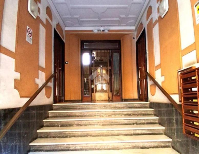 appartamento in vendita a Roma in zona Tuscolano