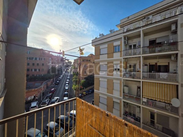 appartamento in vendita a Roma in zona Gianicolense
