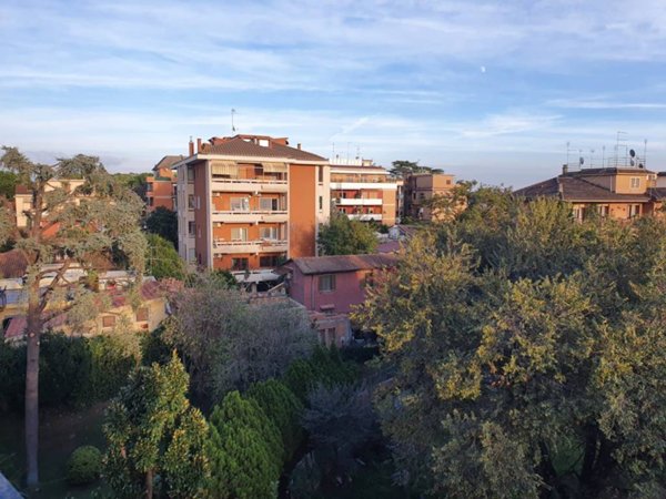 appartamento in vendita a Roma in zona Tor di Quinto