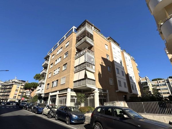 appartamento in vendita a Roma in zona Della Vittoria