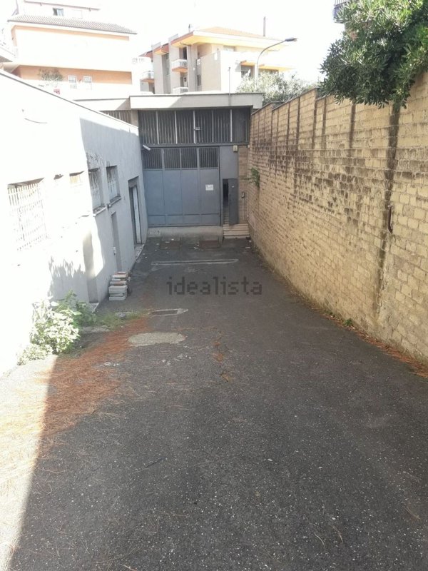 locale di sgombero in vendita a Roma in zona Torrevecchia