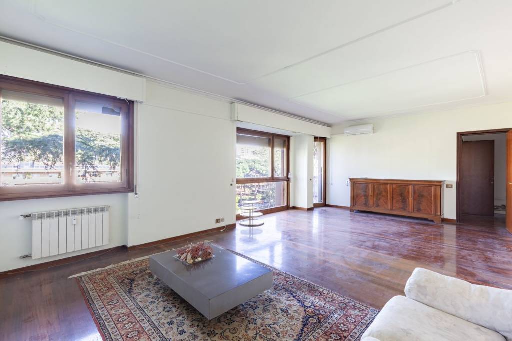 appartamento in vendita a Roma in zona Torrino