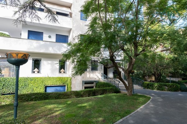 casa indipendente in vendita a Roma in zona Parioli