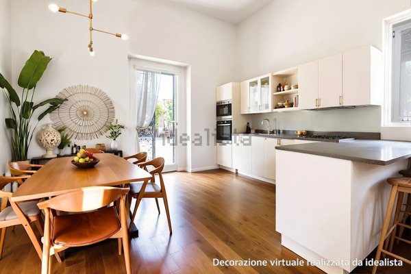 appartamento in vendita a Roma in zona Giardini di Corcolle