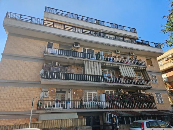 appartamento in vendita a Roma in zona Torrevecchia