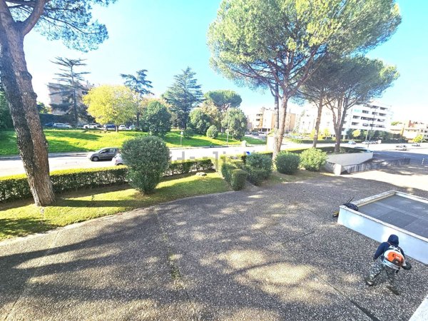 appartamento in vendita a Roma in zona Torre Gaia