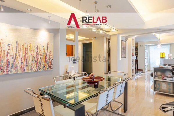 appartamento in vendita a Roma in zona Ostiense