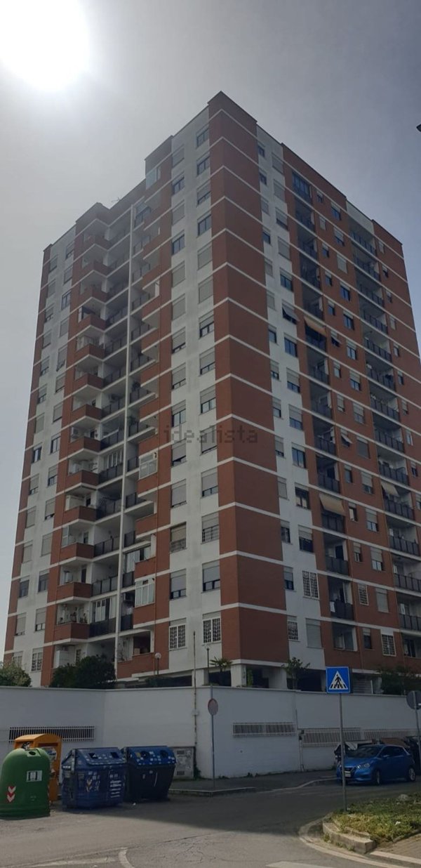 appartamento in vendita a Roma in zona Ostiense