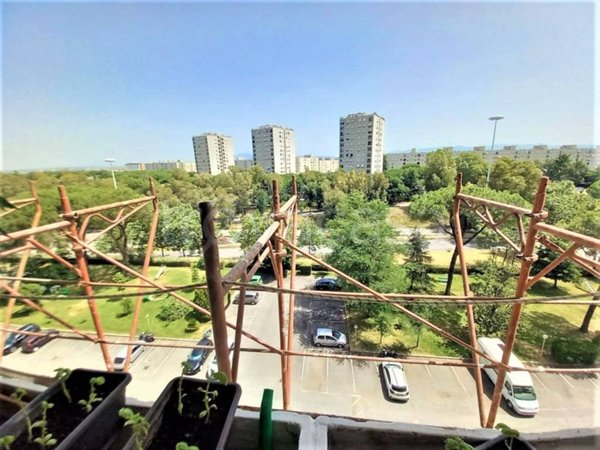 appartamento in vendita a Roma in zona Torre Angela