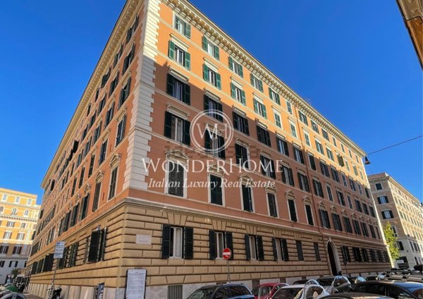 appartamento in vendita a Roma in zona Rione Prati