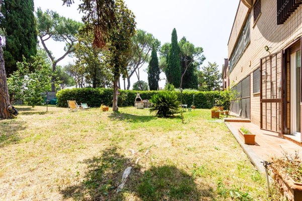 appartamento in vendita a Roma in zona Ponte Mammolo