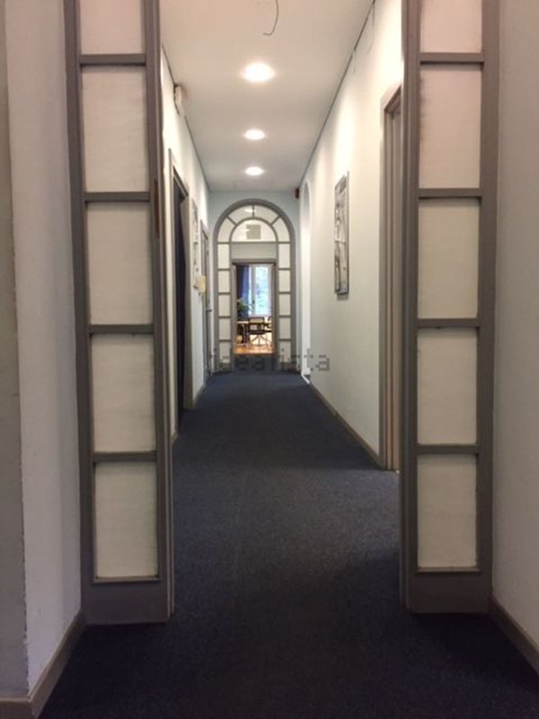 ufficio in vendita a Roma in zona Ostiense