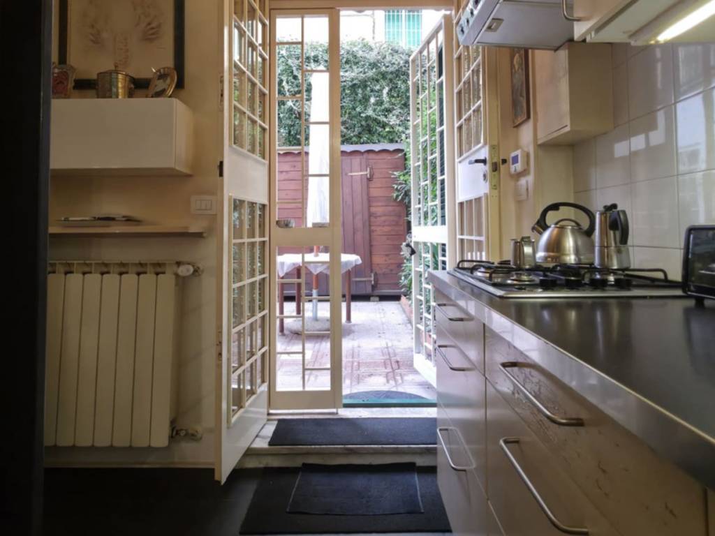 casa indipendente in vendita a Roma in zona Nomentano