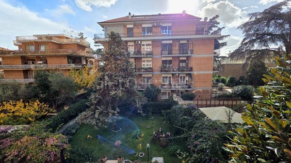 appartamento in vendita a Roma