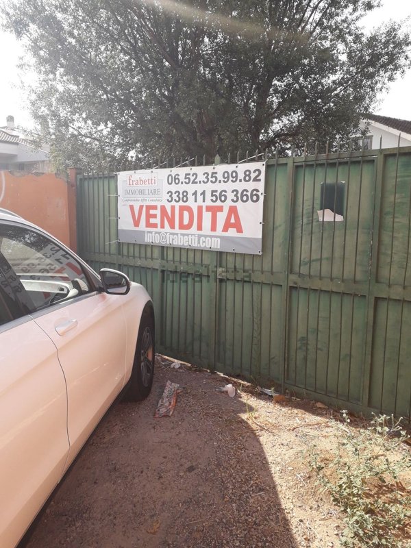 terreno edificabile in vendita a Roma in zona Acilia