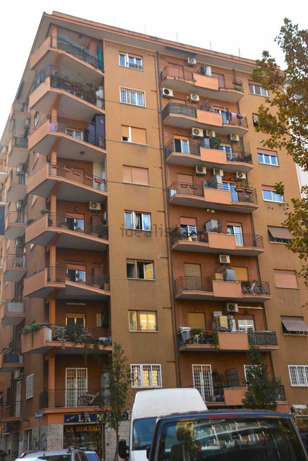 appartamento in vendita a Roma in zona Portuense