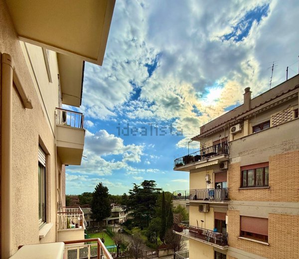 appartamento in vendita a Roma in zona Appio Latino