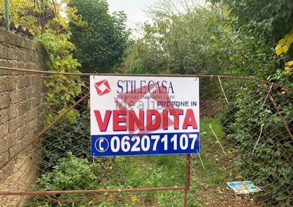 appartamento in vendita a Roma in zona Finocchio
