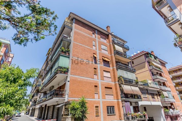 appartamento in vendita a Roma in zona Collatino