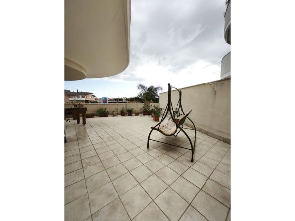 appartamento in vendita a Roma in zona Selva Candida