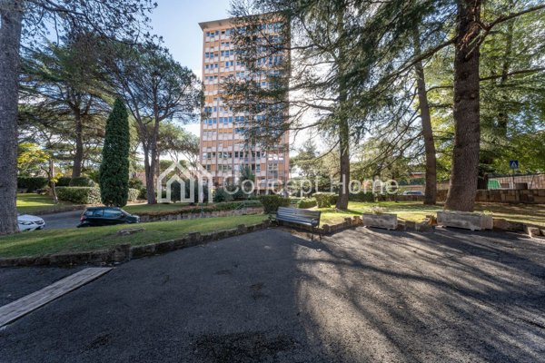 appartamento in vendita a Roma in zona EUR