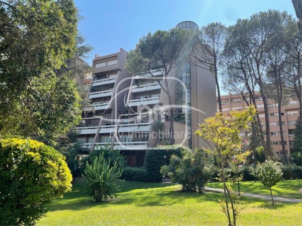 appartamento in vendita a Roma in zona Giuliano Dalmata