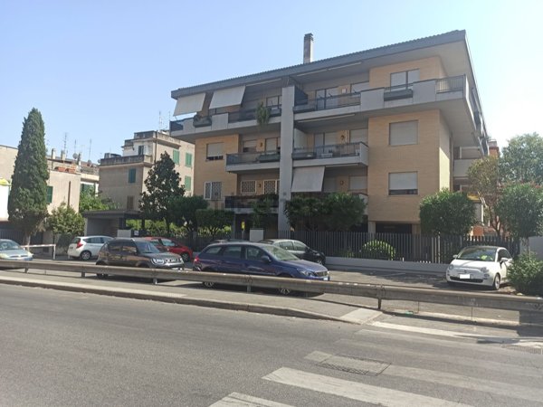 casa indipendente in vendita a Roma in zona Alessandrino