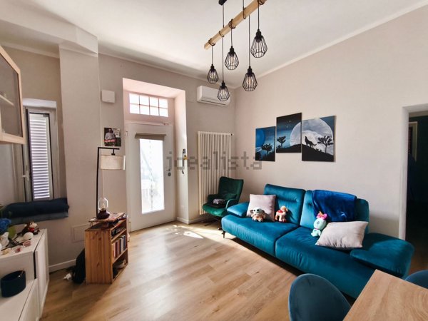 appartamento in vendita a Roma in zona Tor de' Cenci