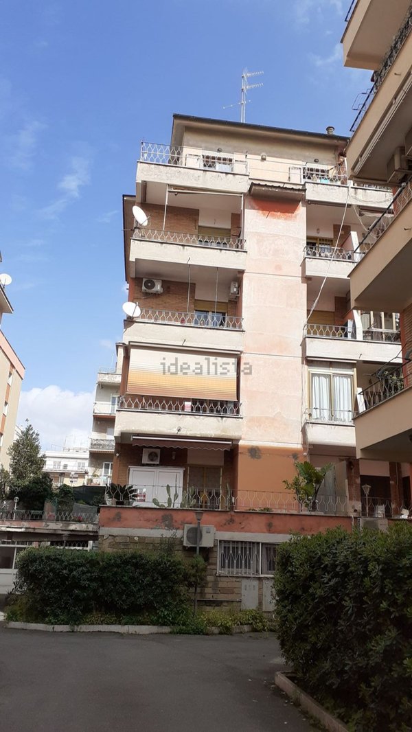 appartamento in vendita a Roma in zona Alessandrino