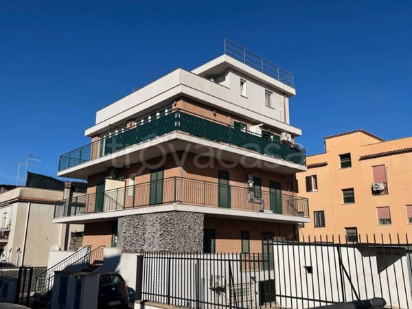 appartamento in vendita a Roma in zona Acilia