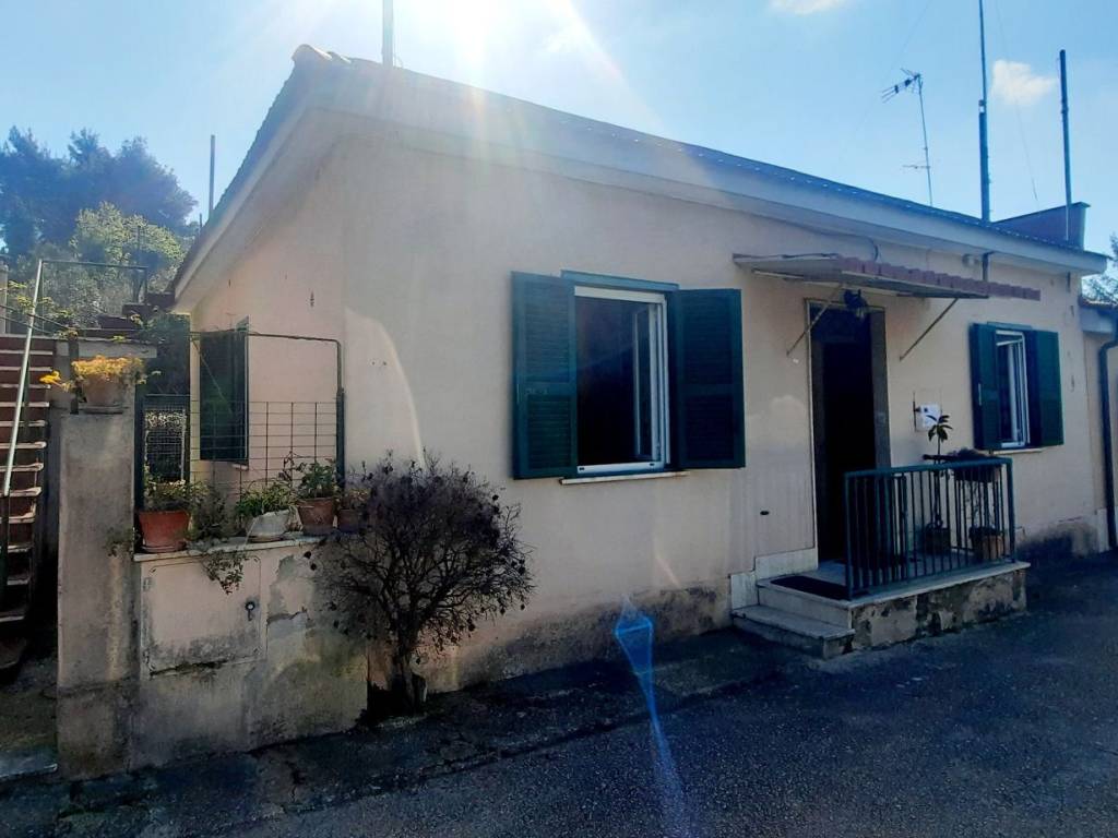 appartamento in vendita a Roma in zona Gianicolense