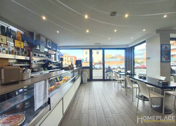 negozio in vendita a Roma in zona Tor Vergata/Torrenova