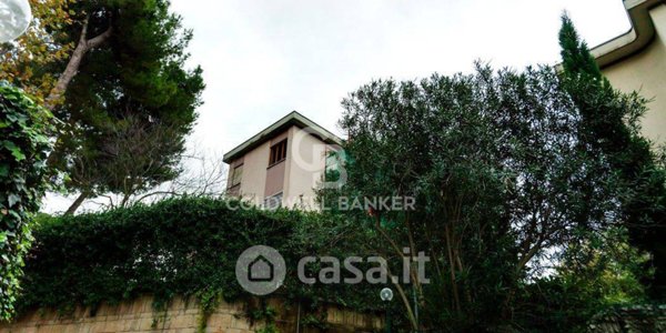 appartamento in vendita a Roma in zona Mostacciano