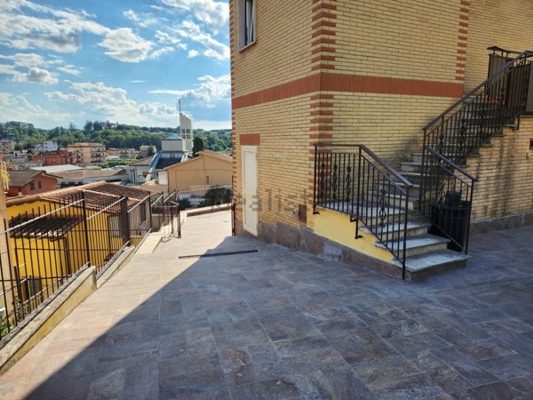 appartamento in vendita a Roma in zona Prima Porta