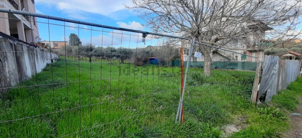 casa indipendente in vendita a Roma in zona Cesano
