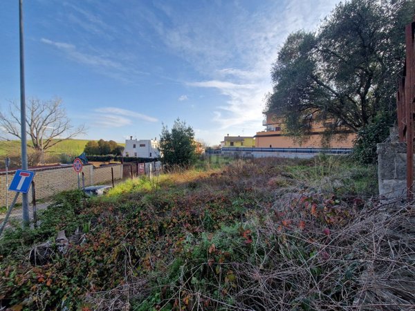 terreno edificabile in vendita a Roma in zona Casal Boccone