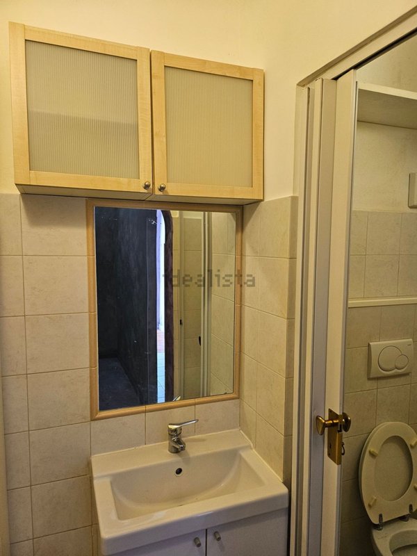 locale commerciale in vendita a Roma in zona Aurelio