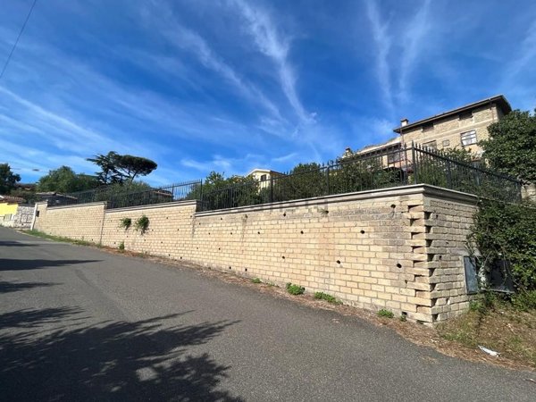 appartamento in vendita a Roma in zona Trigoria