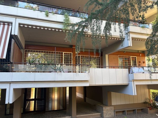 appartamento in vendita a Roma in zona Tomba di Nerone