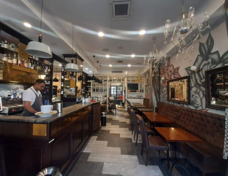 negozio in vendita a Roma in zona Trieste