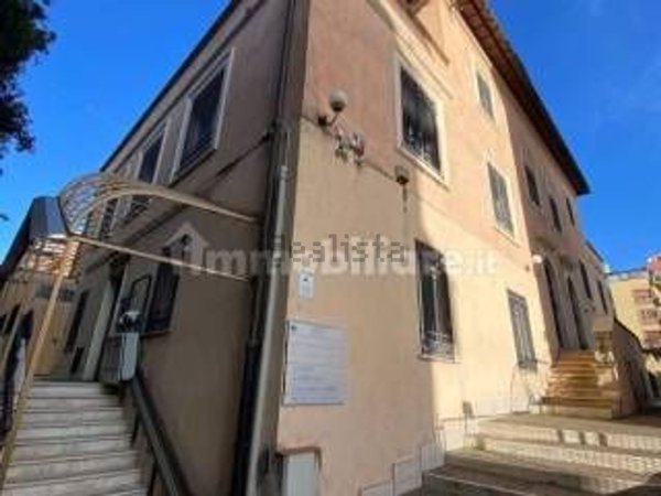 casa indipendente in vendita a Roma