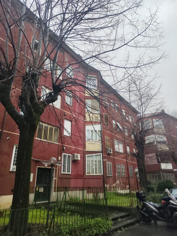 appartamento in vendita a Roma in zona Appio Claudio