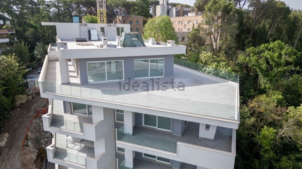 appartamento in vendita a Roma in zona Della Vittoria