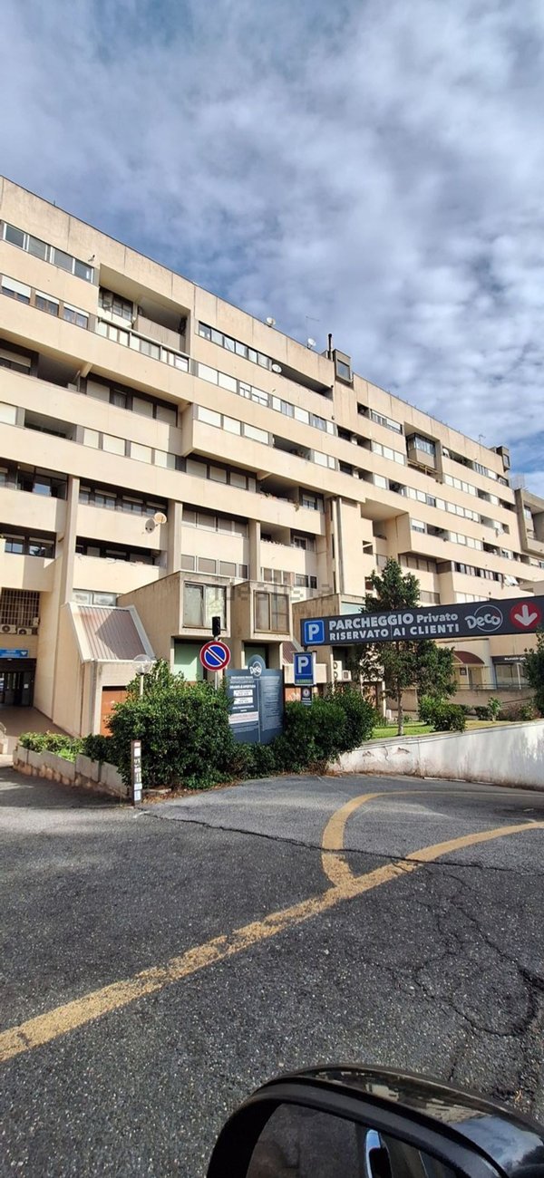 casa semindipendente in vendita a Roma in zona Spinaceto