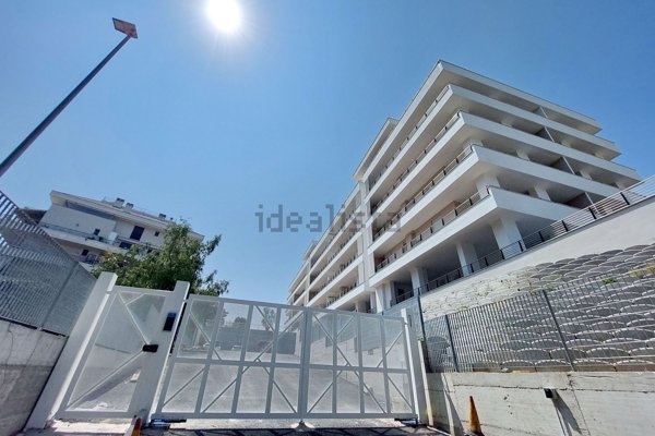 appartamento in vendita a Roma in zona Aurelio