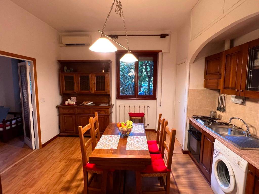 appartamento in vendita a Roma in zona Ostiense