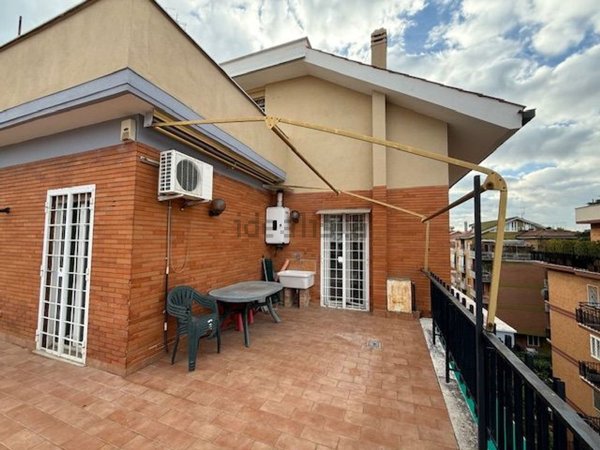 appartamento in vendita a Roma in zona Portuense