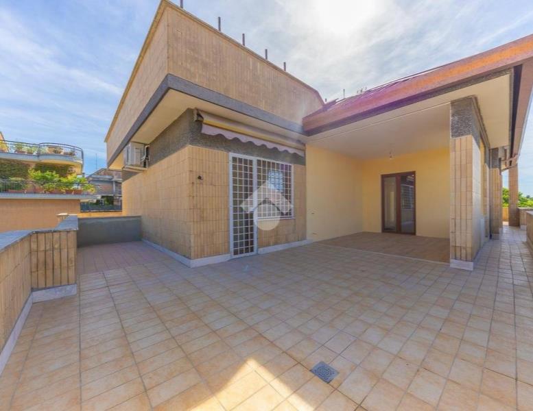 appartamento in vendita a Roma in zona Monte Sacro/Talenti