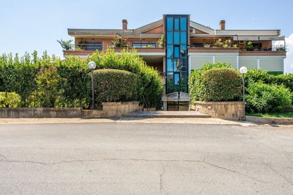 appartamento in vendita a Roma in zona Olgiata